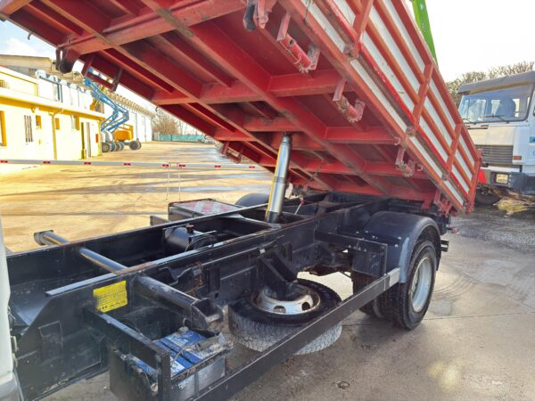 Mitsubishi FE 659 - immagine 4