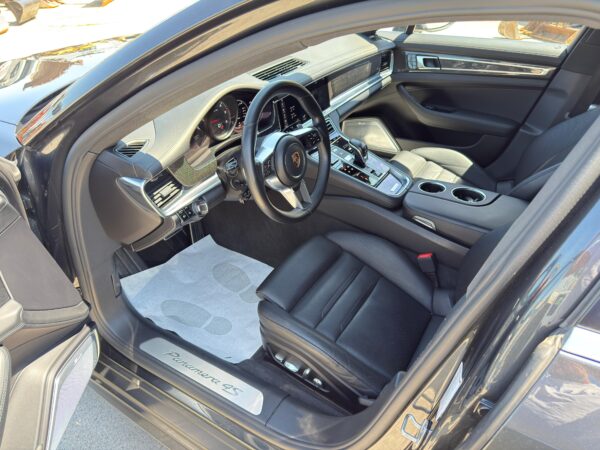 Porsche Panamera 4S diesel - immagine 6