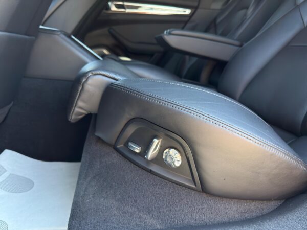 Porsche Panamera 4S diesel - immagine 9